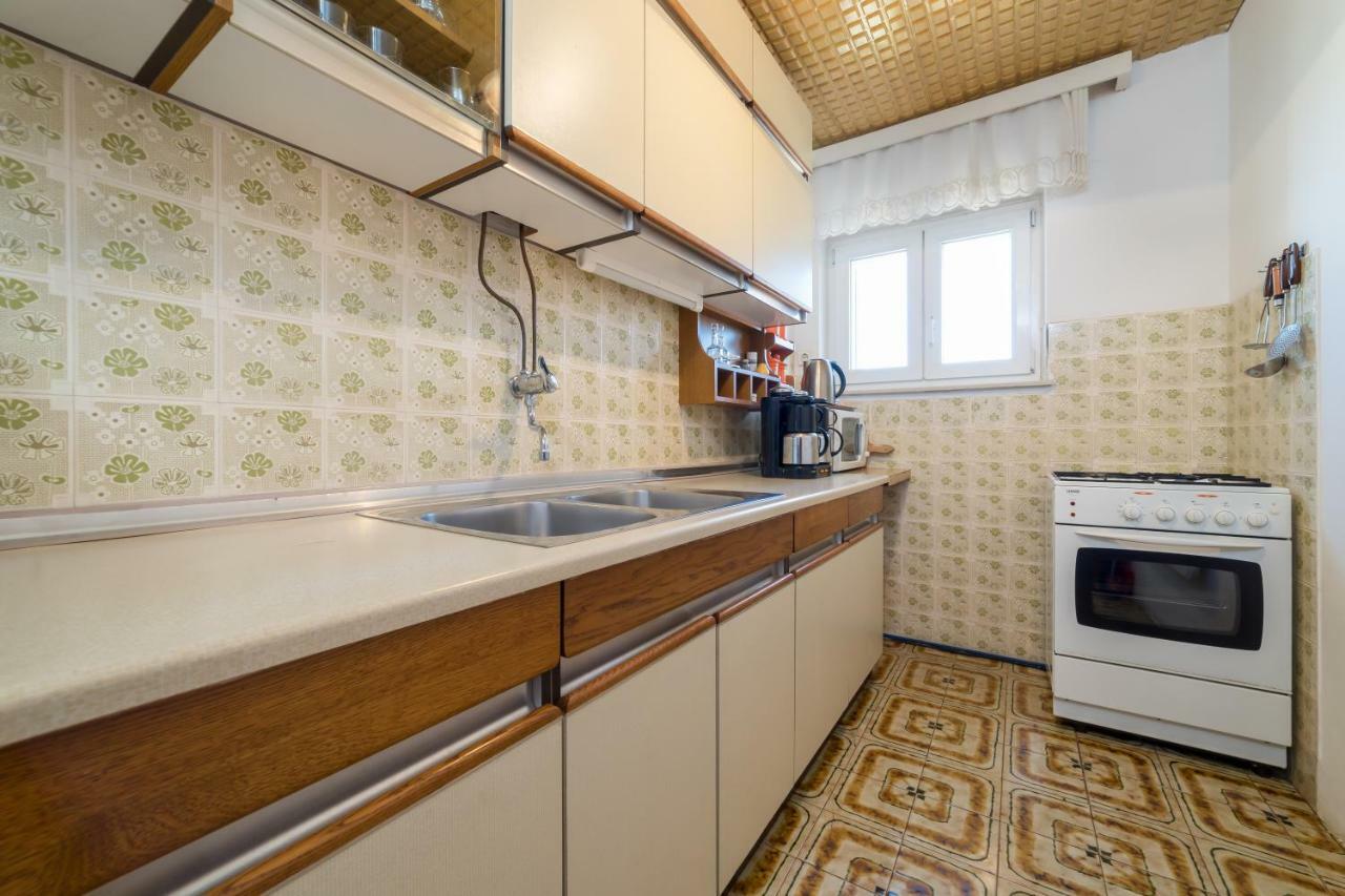 Apartments Jakovcev Бетина Екстер'єр фото