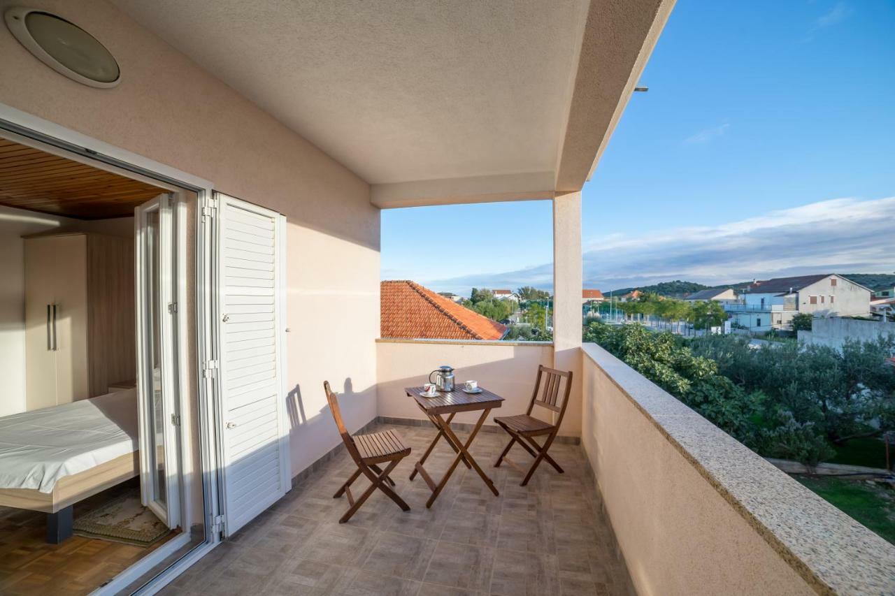 Apartments Jakovcev Бетина Екстер'єр фото